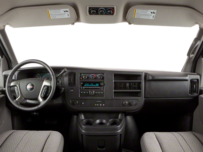 2010 GMC Savana Passenger LS