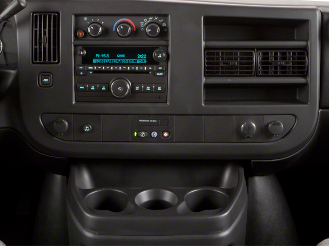 2010 GMC Savana Passenger LS