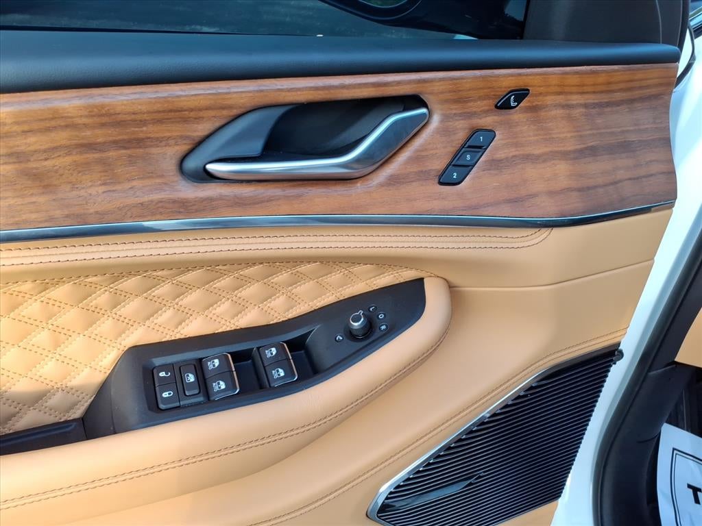 2026 Jeep Grand Cherokee Summit