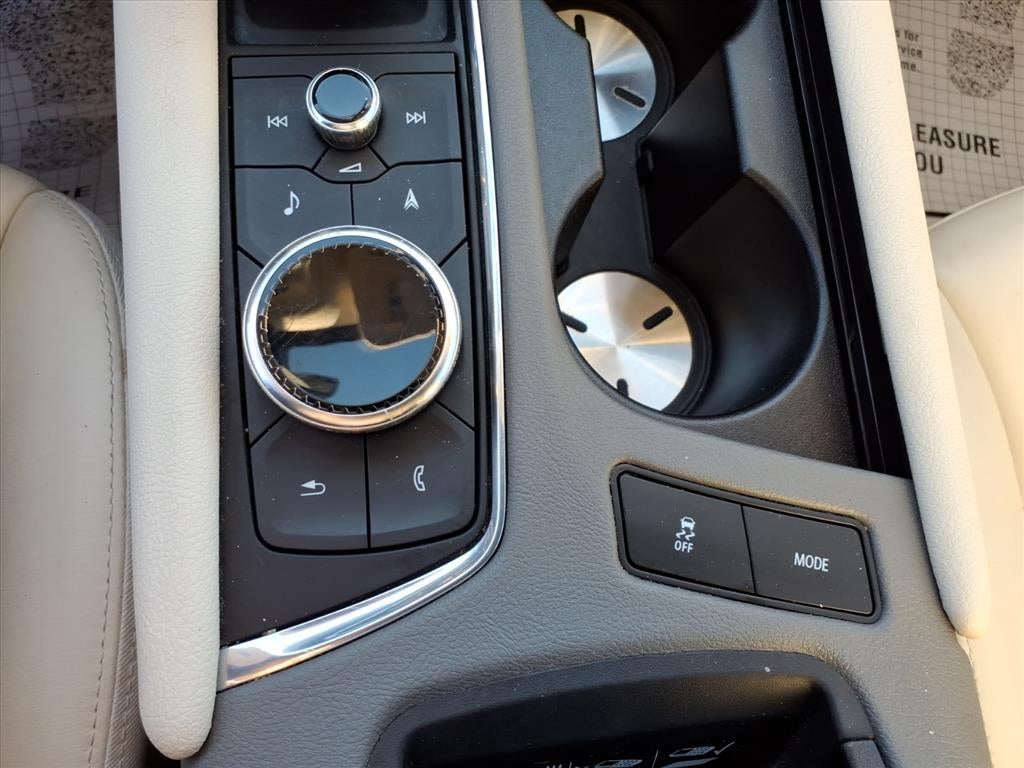 2022 Cadillac XT5 AWD Premium Luxury