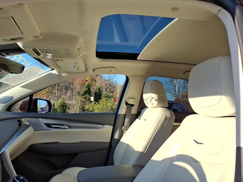 2022 Cadillac XT5 AWD Premium Luxury