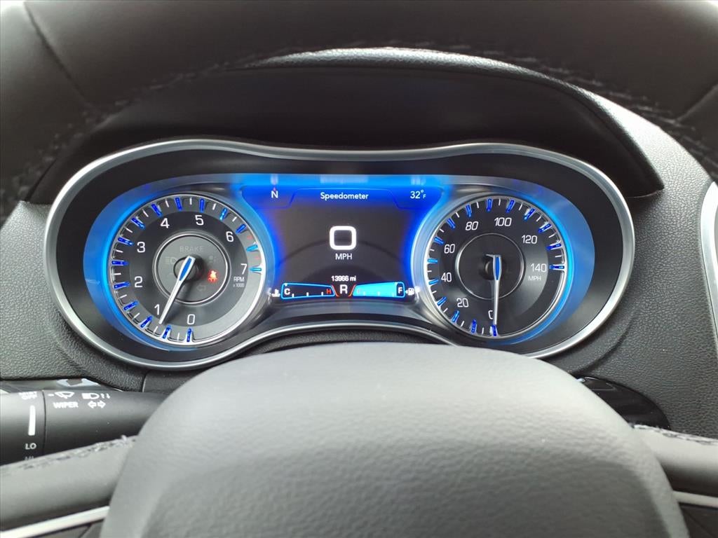 2023 Chrysler 300 Touring