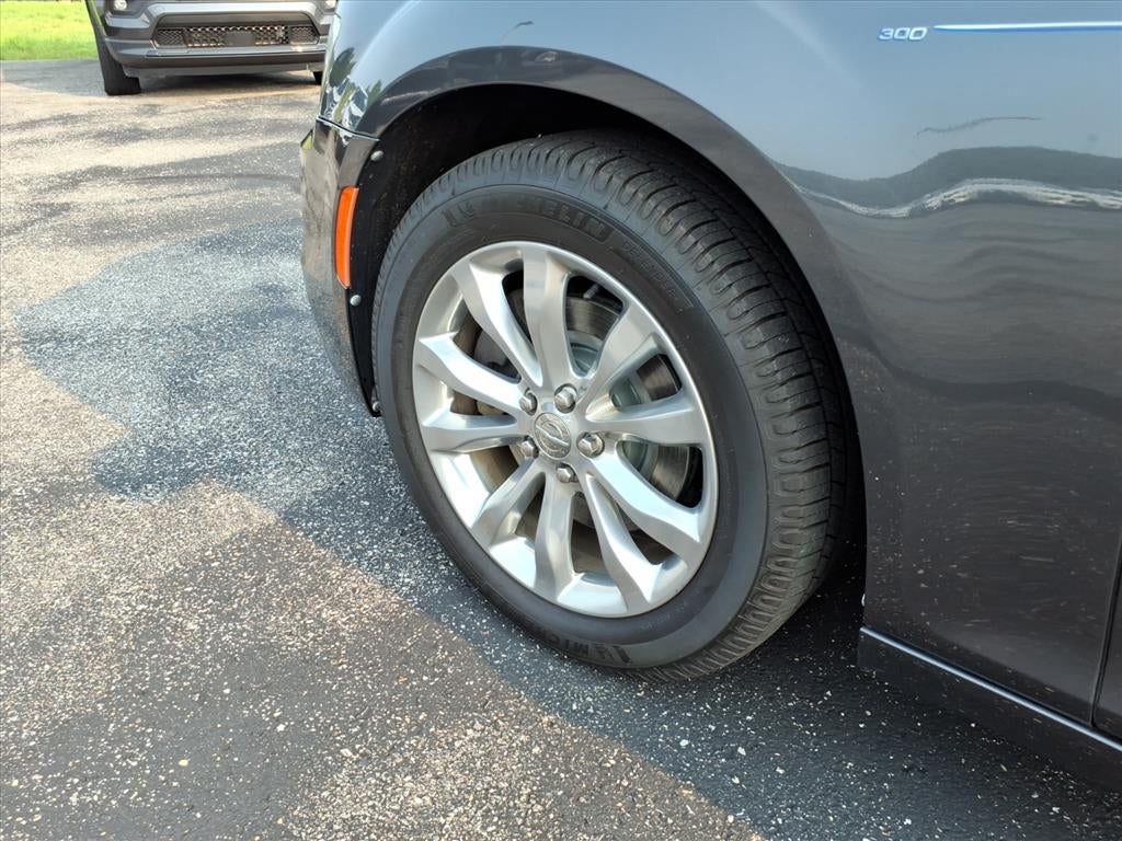 2019 Chrysler 300 Limited