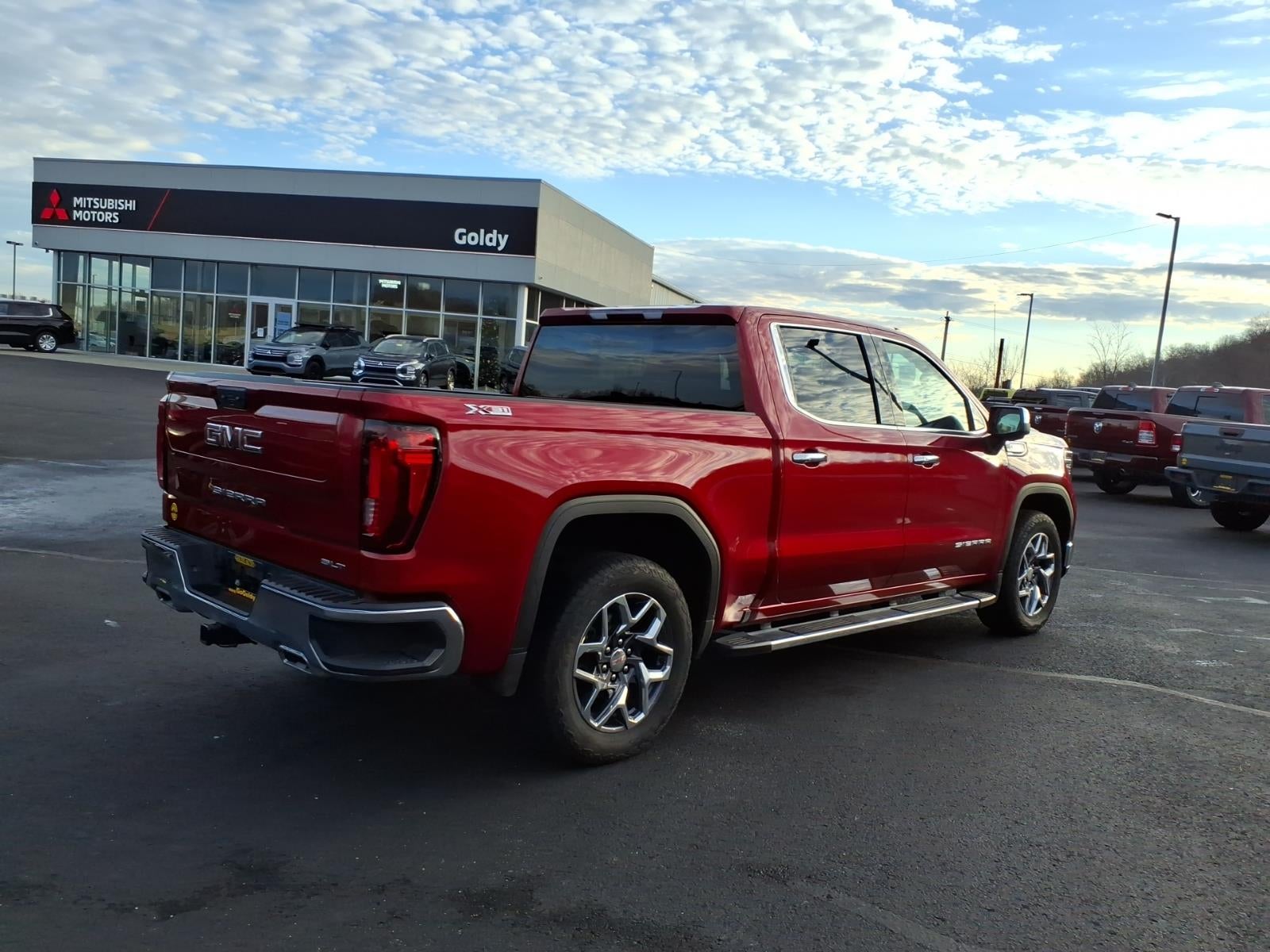 2023 GMC Sierra 1500 SLT