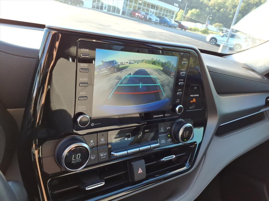 2022 Toyota Highlander LE