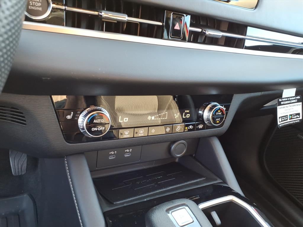 2025 Mitsubishi Outlander ES