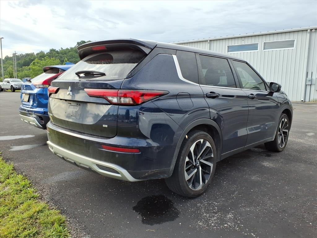2022 Mitsubishi Outlander SE