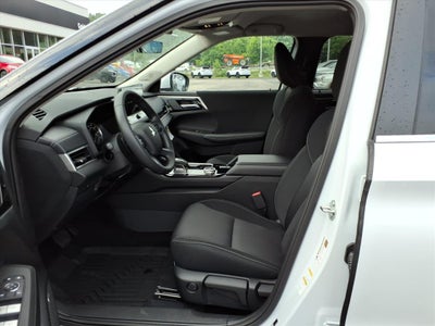 2026 Mitsubishi Outlander ES
