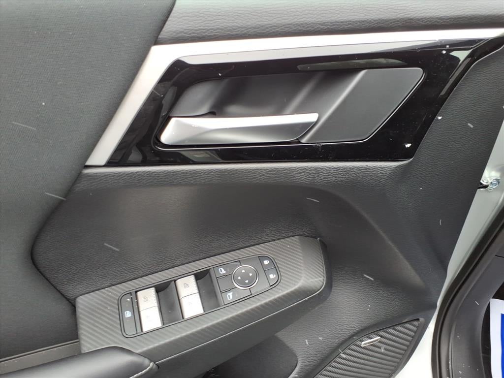 2026 Mitsubishi Outlander ES