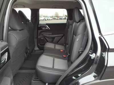 2026 Mitsubishi Outlander ES