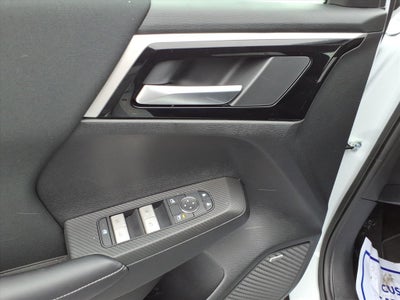 2026 Mitsubishi Outlander ES