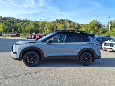 2025 Mitsubishi Outlander Trail Edition
