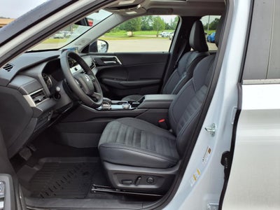 2025 Mitsubishi Outlander Trail Edition