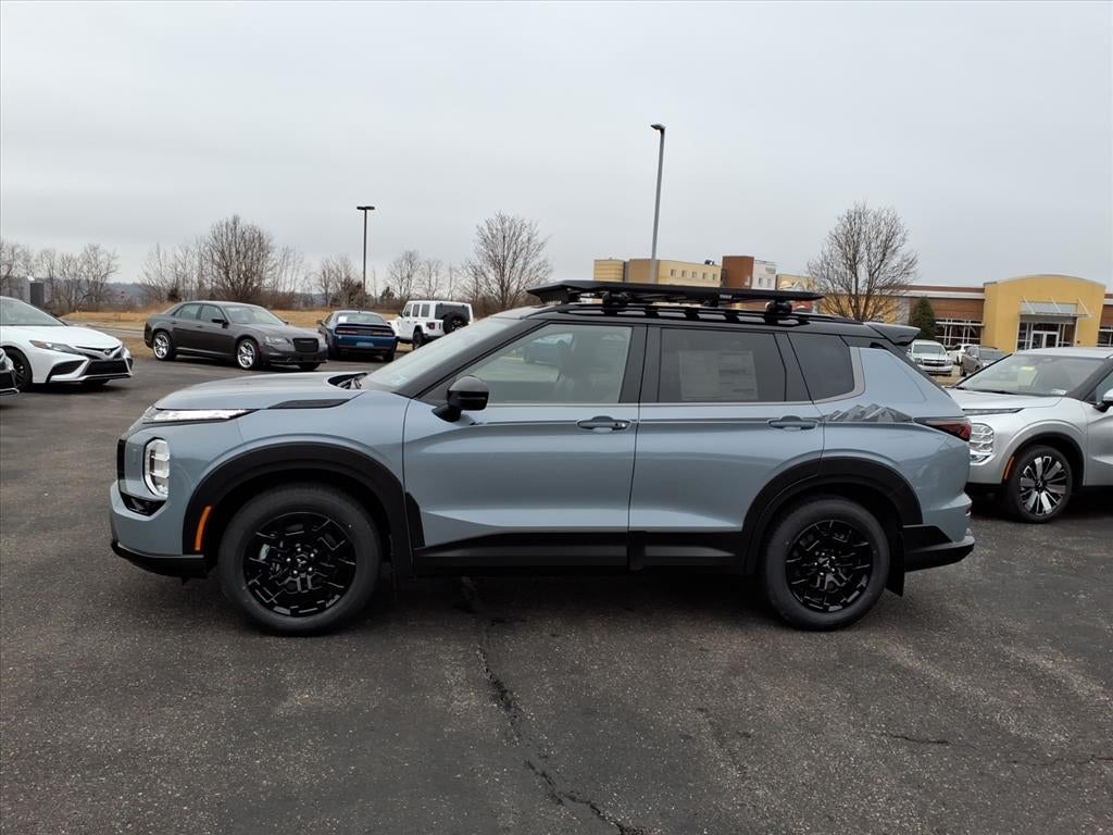 2026 Mitsubishi Outlander Base