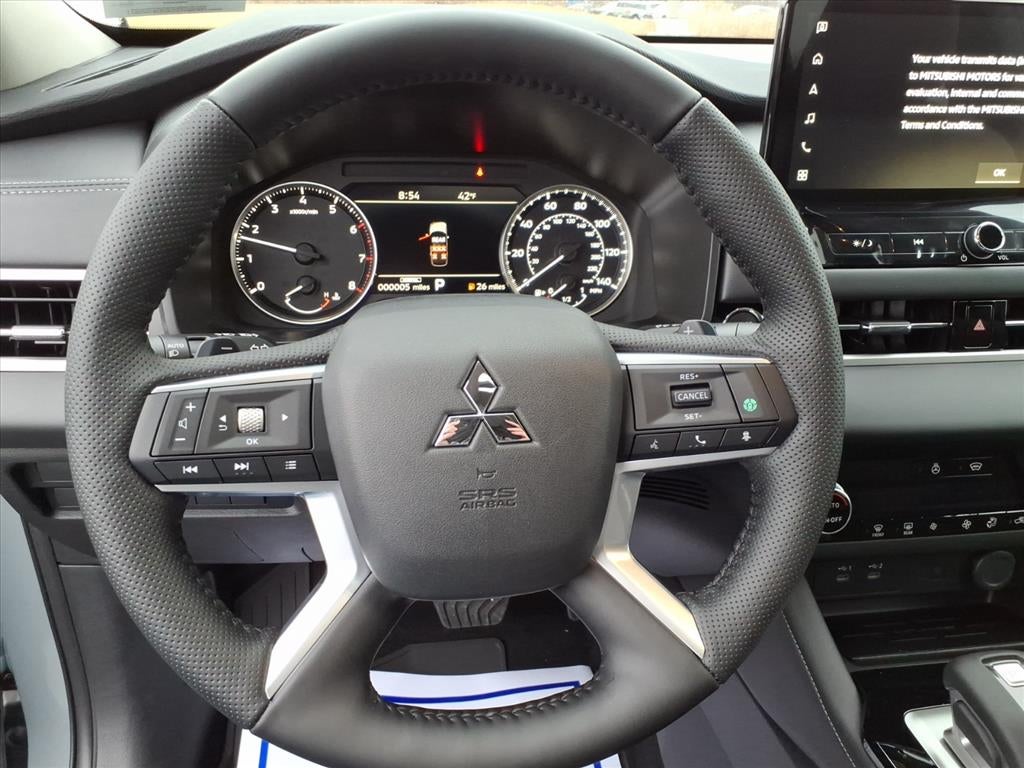 2026 Mitsubishi Outlander Base