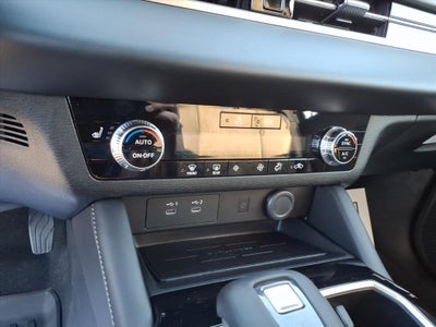 2026 Mitsubishi Outlander Base