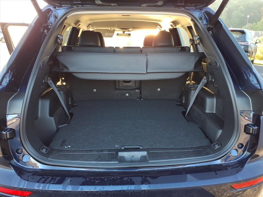 2026 Mitsubishi Outlander Base