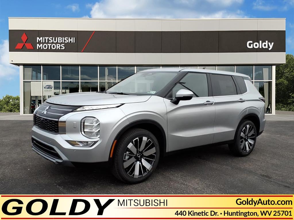 2026 Mitsubishi Outlander Base