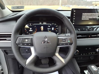 2026 Mitsubishi Outlander Base