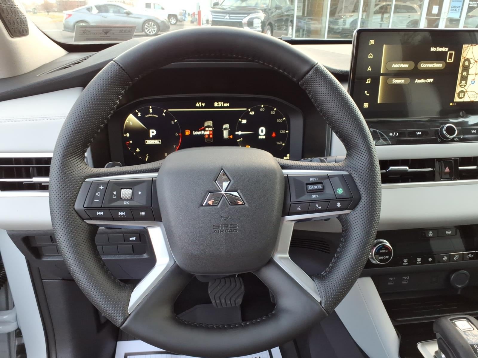 2026 Mitsubishi Outlander Base