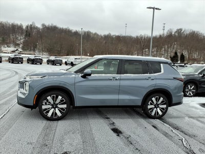 2026 Mitsubishi Outlander SE