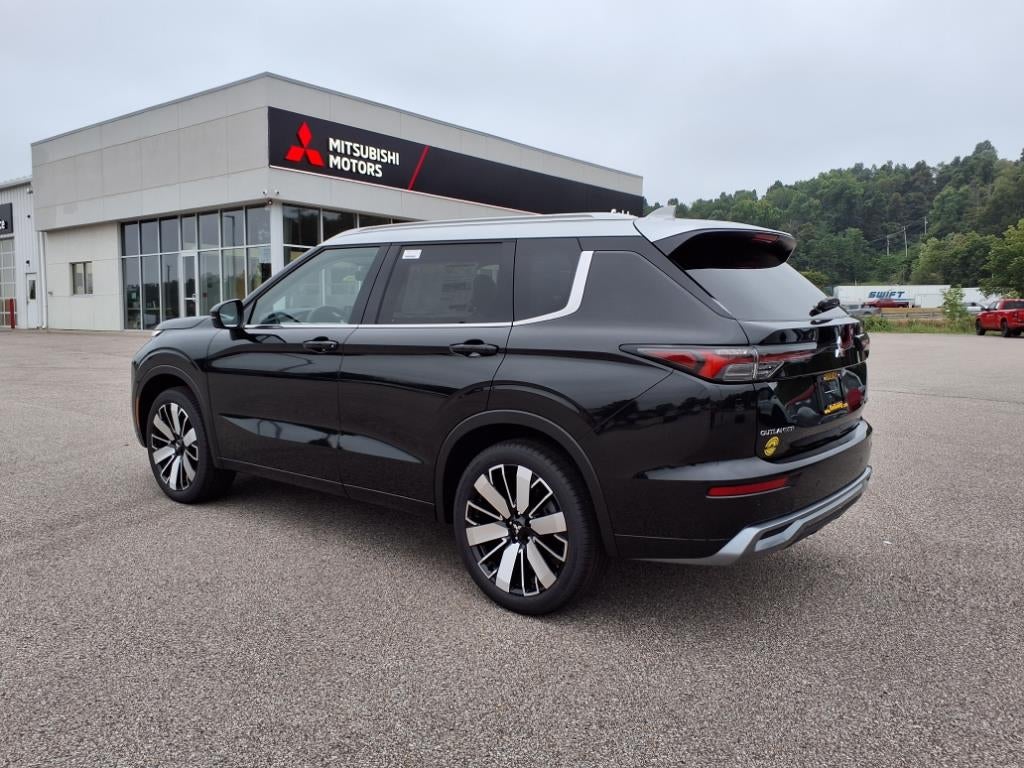 2025 Mitsubishi Outlander Platinum Edition