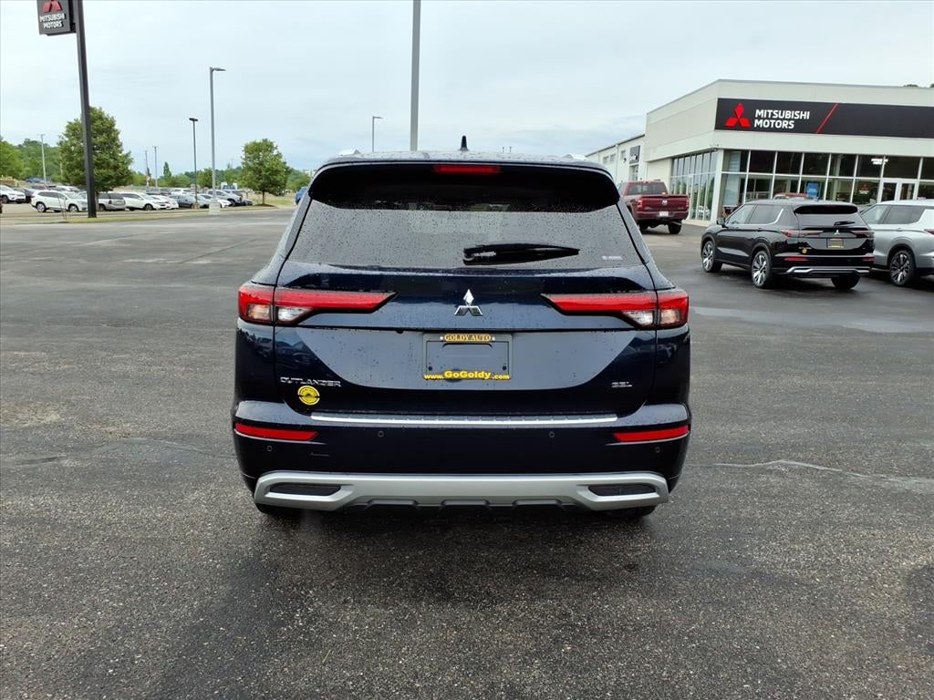 2024 Mitsubishi Outlander SEL