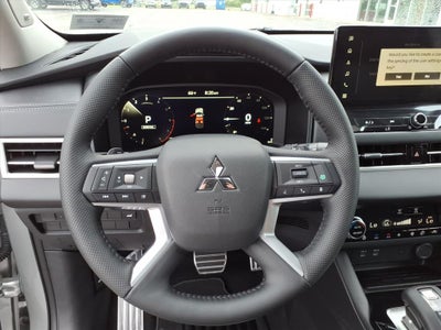 2026 Mitsubishi Outlander Base