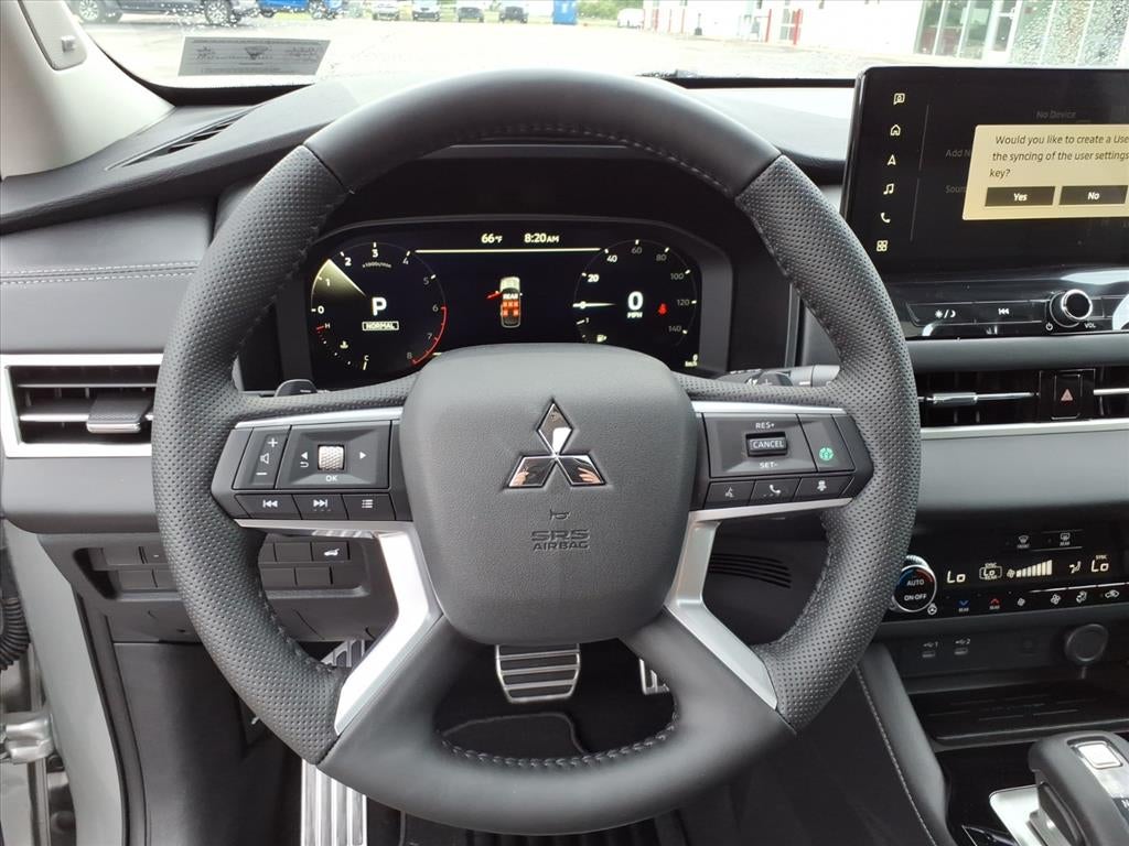 2026 Mitsubishi Outlander Base