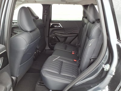 2026 Mitsubishi Outlander SEL