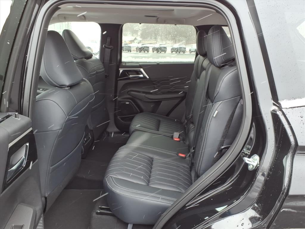 2026 Mitsubishi Outlander SEL