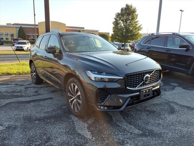 2024 Volvo XC60 Plus Dark Theme